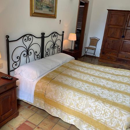 Agriturismo Villa Luca Sant'Agata di Militello Bagian luar foto