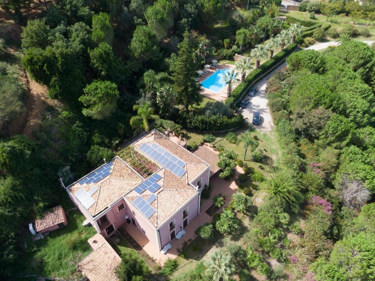Agriturismo Villa Luca Sant'Agata di Militello Bagian luar foto