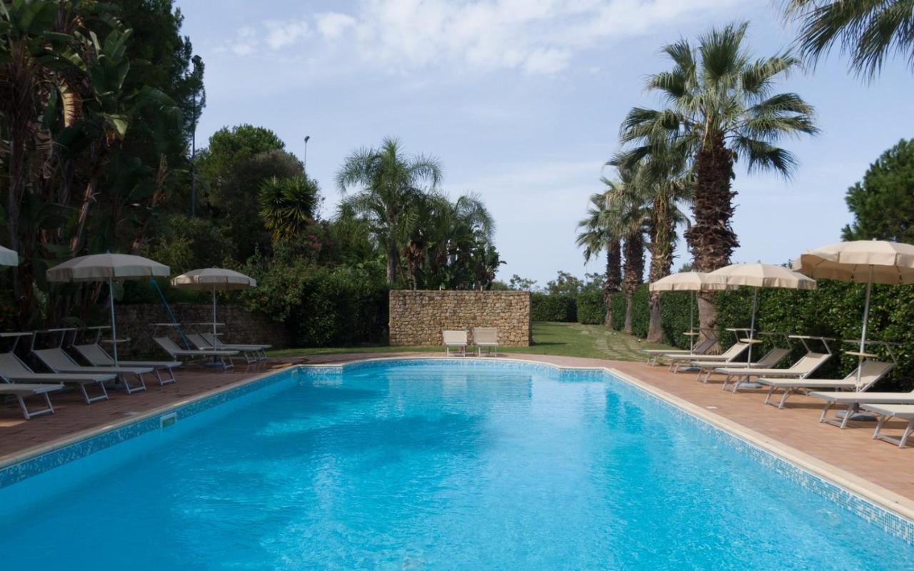Agriturismo Villa Luca Sant'Agata di Militello Bagian luar foto