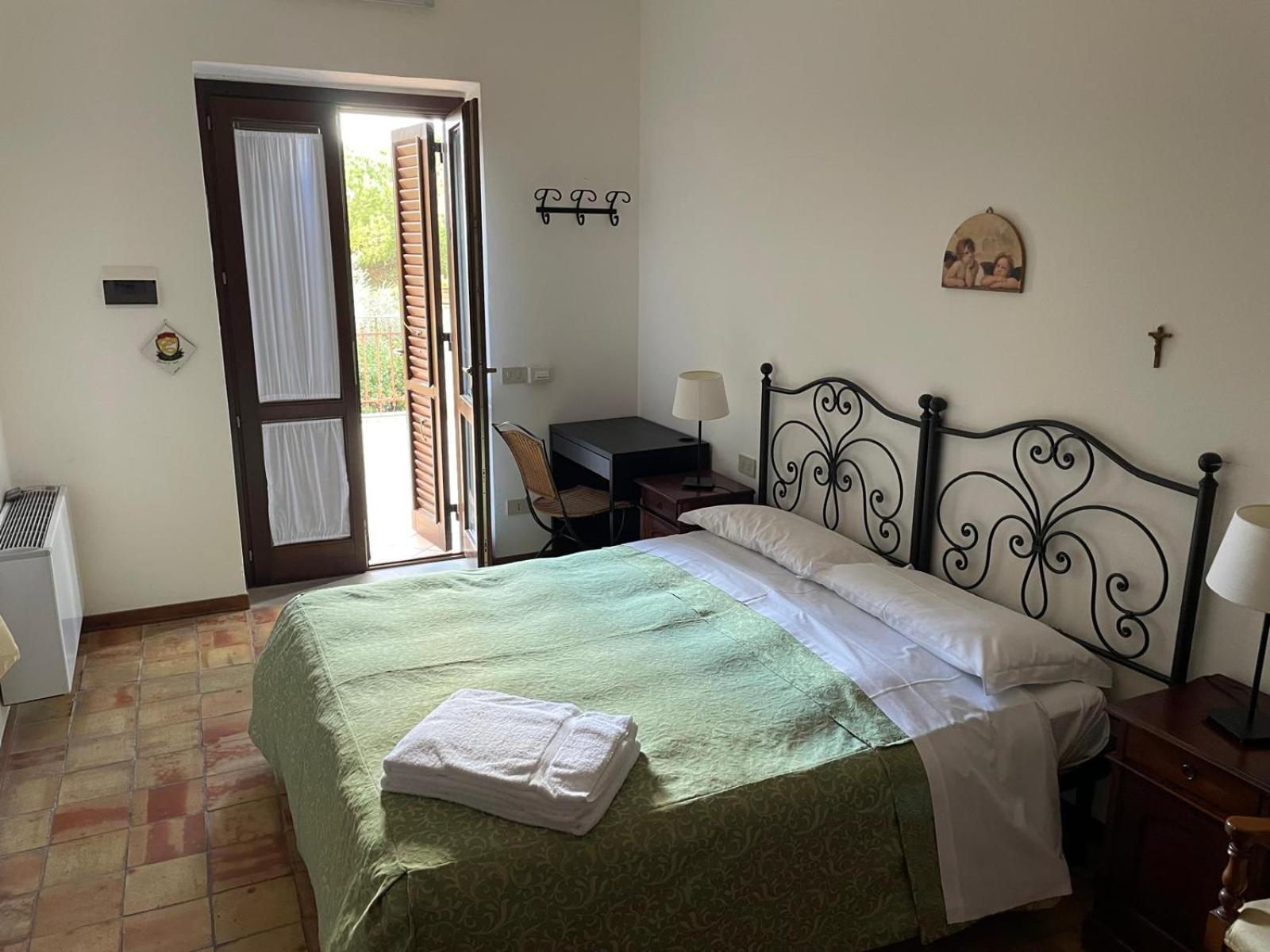 Agriturismo Villa Luca Sant'Agata di Militello Bagian luar foto