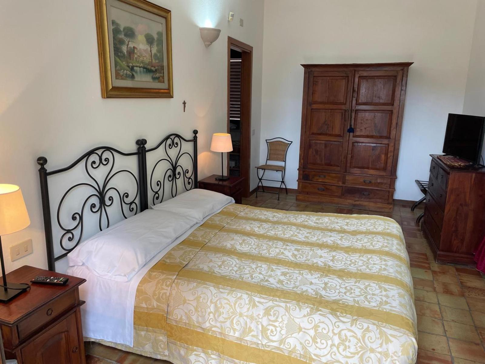 Agriturismo Villa Luca Sant'Agata di Militello Bagian luar foto